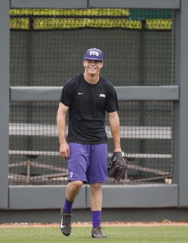 SportsDayHS's tweet image. Why is this man smiling? Well,he and another local grad are tearing it up in college right now bit.ly/1FuMXMU