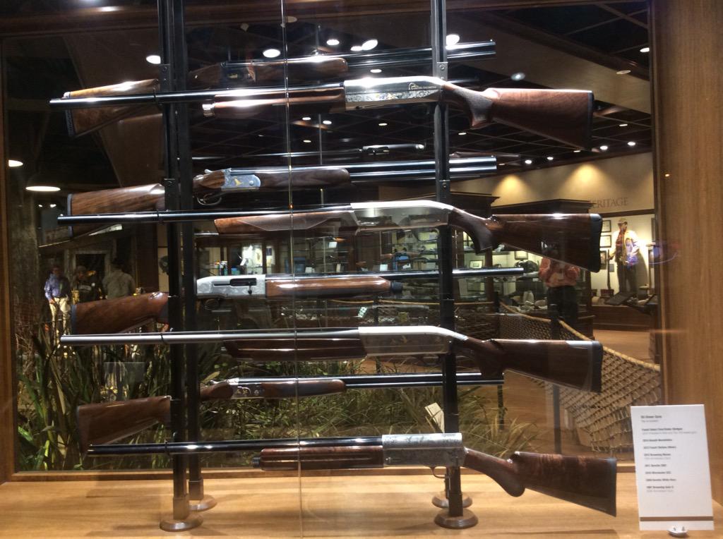 DucksUnlimited's tweet image. DU Waterfowling Heritage Center also includes duck guns from @BrowningArms @Beretta_USA @Benelli_USA @MossbergCorp