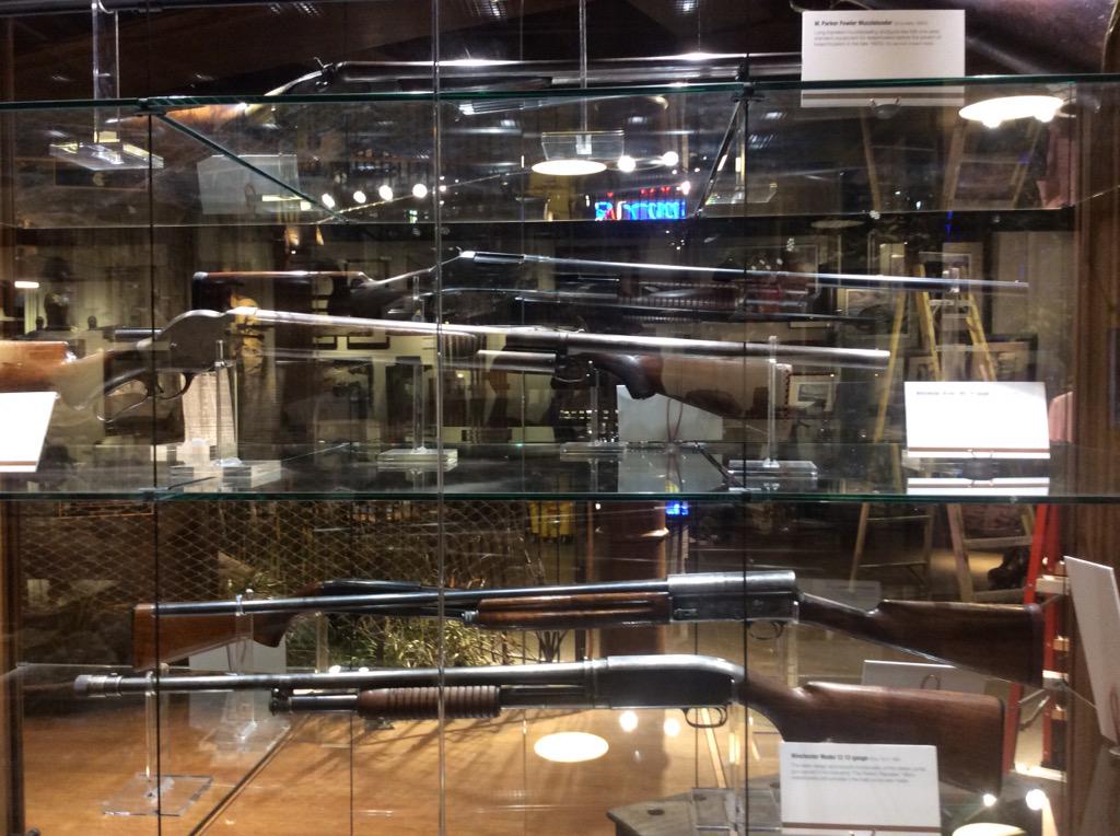 DucksUnlimited's tweet image. DU Waterfowling Heritage Center also includes duck guns from @BrowningArms @Beretta_USA @Benelli_USA @MossbergCorp