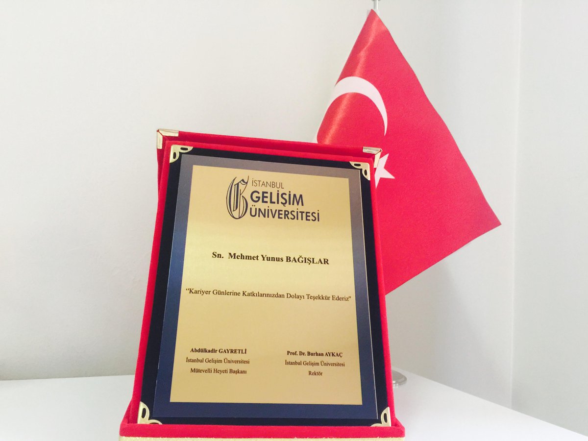 İstanbul Gelişim Üniversitesi"Gelişim'de Kariyer Günleri" programında Sosyal Medya konulu söyleşimizi gerçekleştirdik