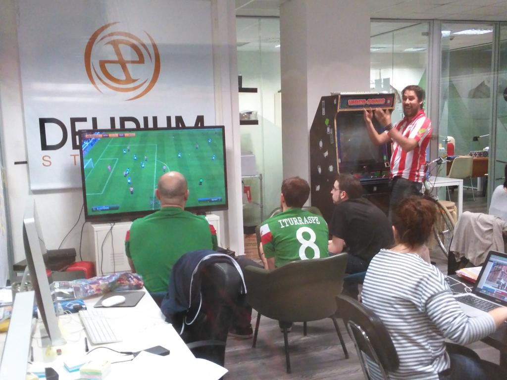 Embedded image permalink