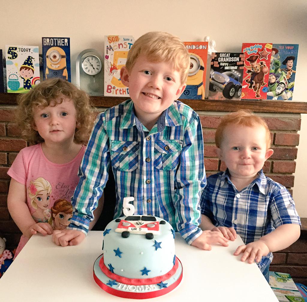 Rob Ellis tweet media