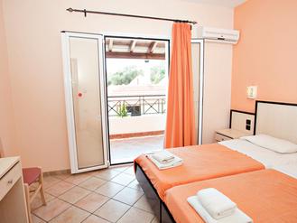 CompleteTravel's tweet photo. 3* Palmar Corfu Apartments #Sidari  7 Nights, Self Catering  Gatwick  01 May  From £140pp  call 01792 633230 to book http://t.co/2qhz0LzpMg