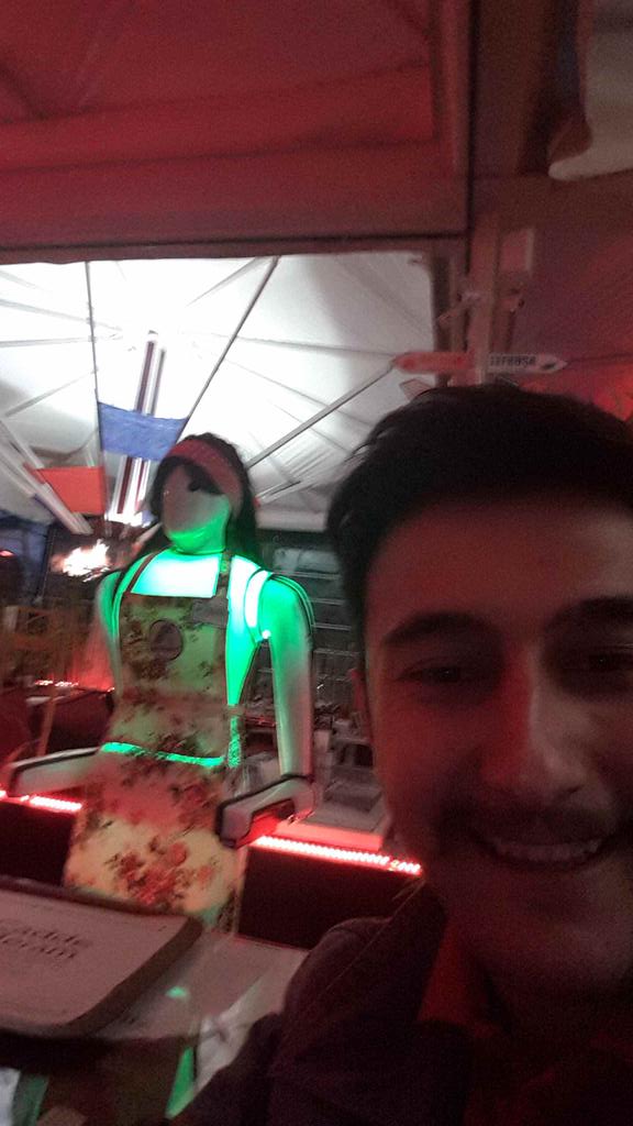 Ayva43's tweet photo. Sene 2015 olduğunu hissettiren hizmet hastanelerde de görmek dileğiyle :( http://t.co/hzdQb9DLlY