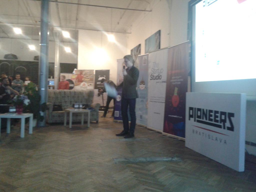 Flemio's tweet image. Pioneers let's go ;-) @Flemio @MonikaRostarova @JurajKrall  in @connectnetwork