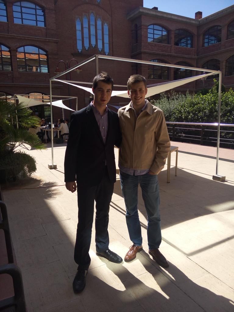 BCNThinking's tweet photo. Los anteriores organizadores @DanJordanRT y @MikeletSubira, muy contentos con la 3a edición #BCNTC | @UAOCEU http://t.co/VF1o34CHVO