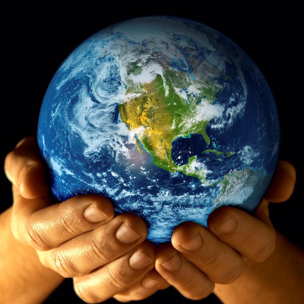 SoBeLIVE's tweet photo. “To the world you may be just one person, but to one person you may be the world.” - Brandi Snyder http://t.co/FGcdqPSf1i