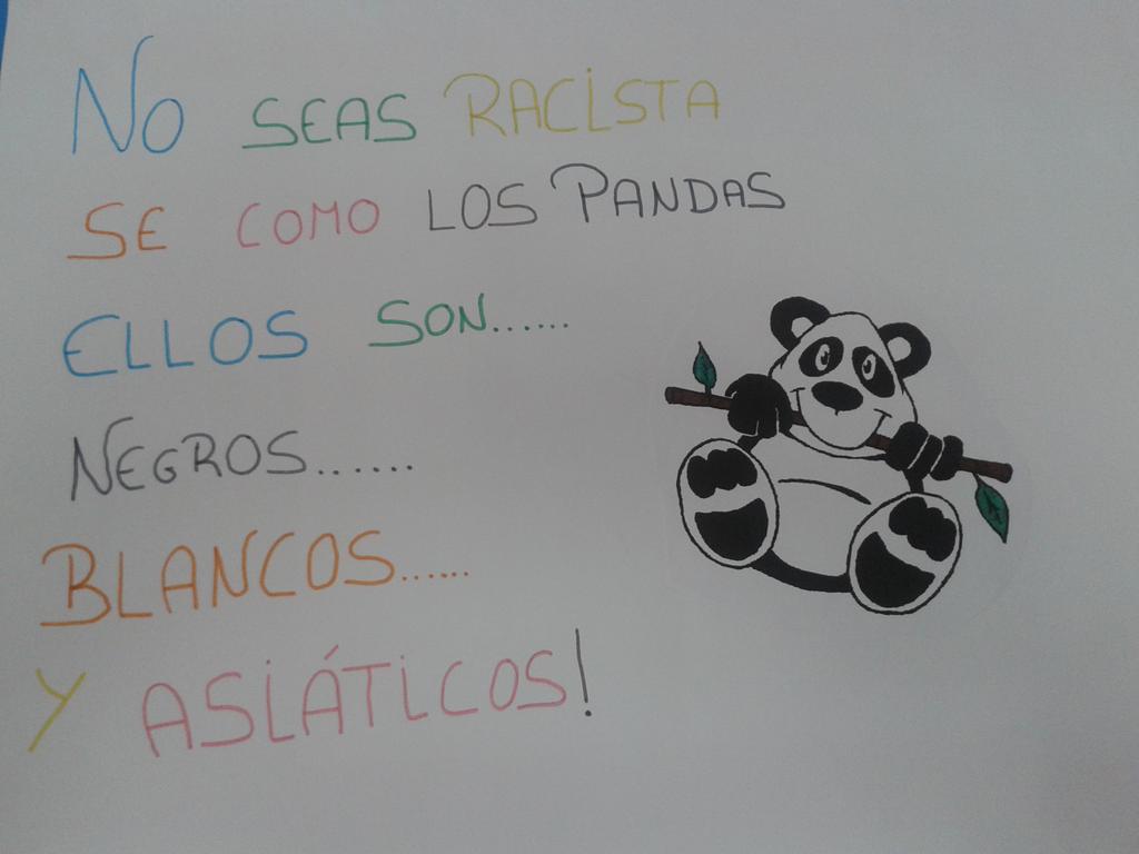 losjaramelos's tweet photo. No seas racista, sé como los pandas... #ConcursoCulturas #StopRacismo http://t.co/PlDGmx71qy