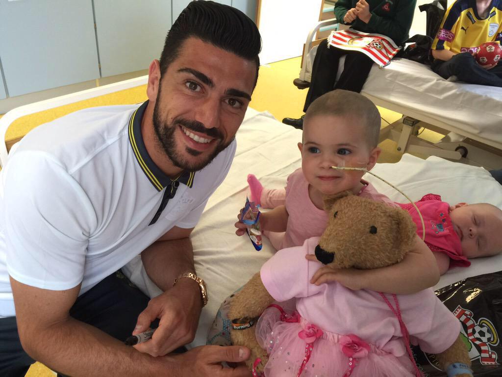 GPelle19's tweet photo. A day full of emotions !! Pleasure to make children smiling .. People that deserve all the love in this world <3 http://t.co/HccLdjlJSt