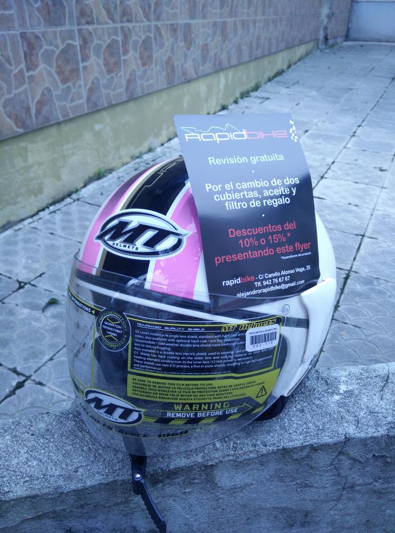 SukyRebaque's tweet photo. Casco de moto-RapidBike 
Puja inicial: 25€
Finaliza: 29/04/2015 20:00
Puja con #cascoRapidBike http://t.co/SlxpwukvN8