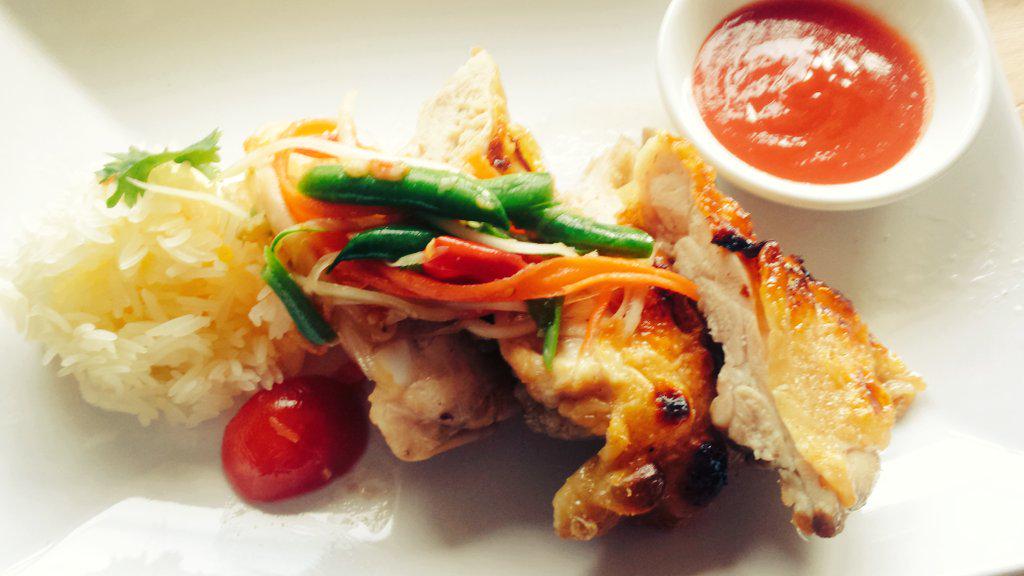 SaiBuddhaBelly's tweet photo. @DigbethDiner this Fri we've got Isan treats! Som Tam, Grilled Chicken&amp; Sticky Rice! #buddhabelly #Isan #streetfood http://t.co/1PyHspr5aB