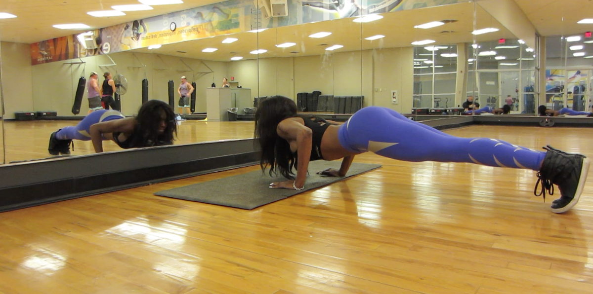 Marieblanchard's tweet photo. Check out my new YouTube video demonstrating the #Tpushup exercise. PLEASE SUBSCRIBE XOXO
https://t.co/QV9uyPcNrP http://t.co/AVTG2vG14f