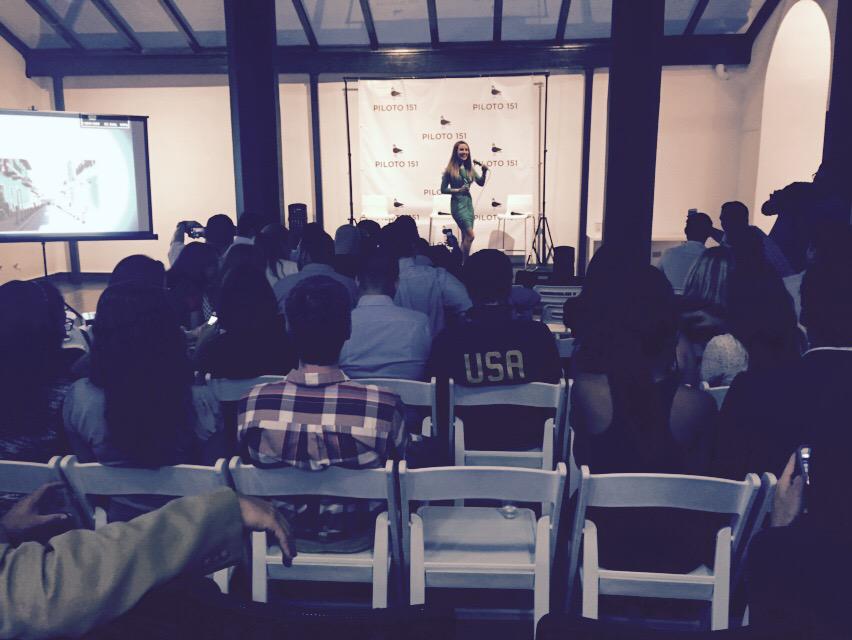 piloto151's tweet photo. Turn to the person next to you and take a selfie! The Startup Investment Forum has started! #SIFPR2015 http://t.co/ExRjZDMwCO