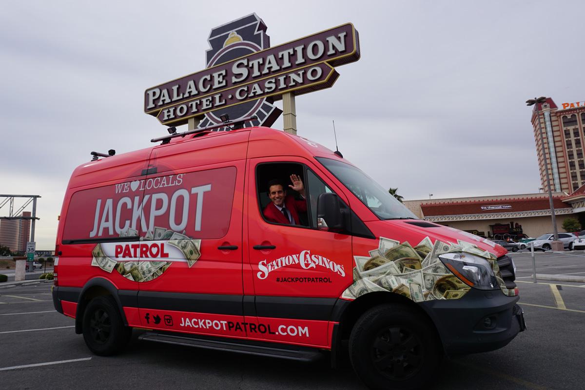 palacestation's tweet image. Have you spotted #JackPotts around town yet? #JackpotPatrol bit.ly/1FFcbr1
