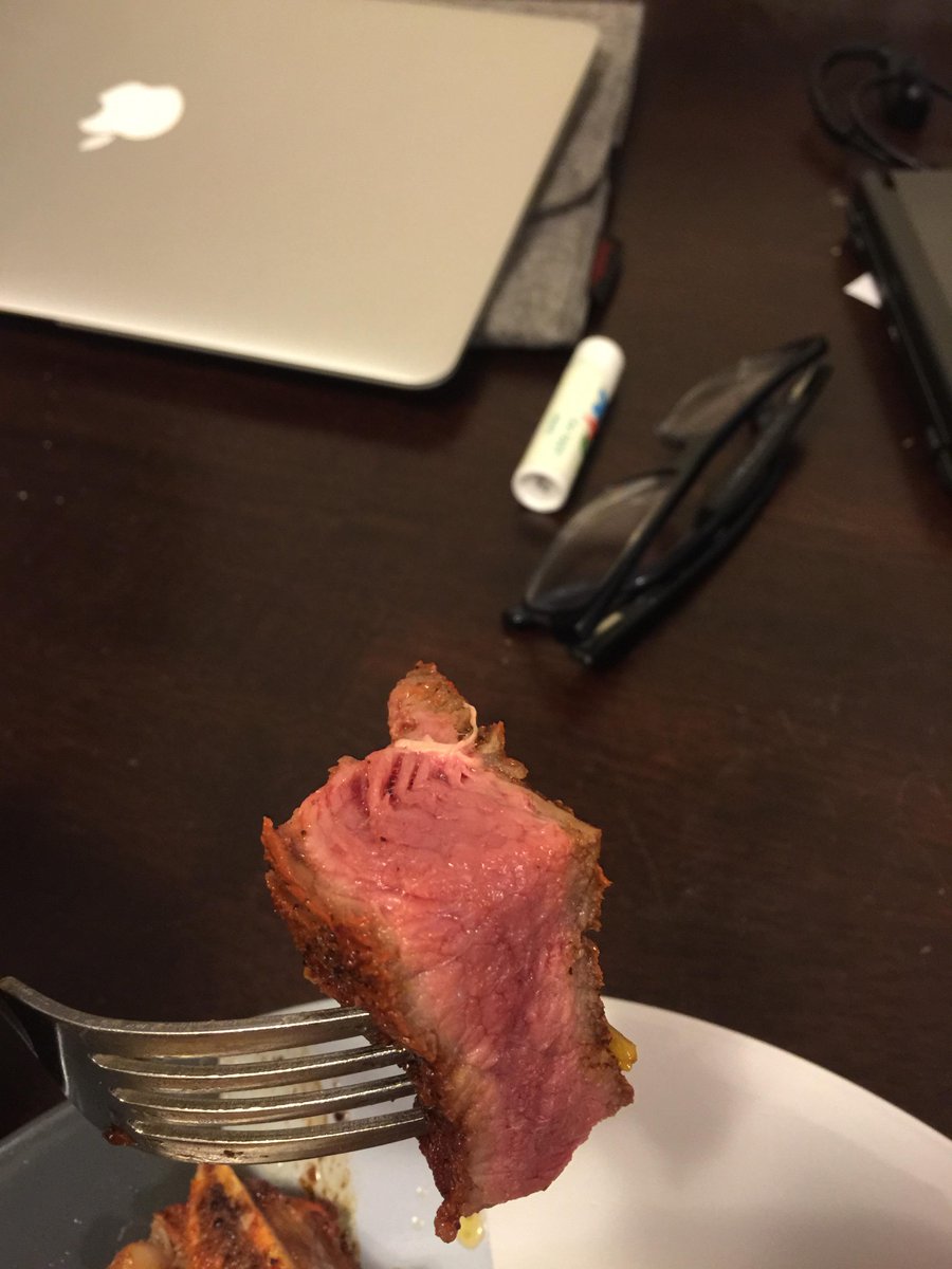 DatBkDude's tweet image. #datcolor