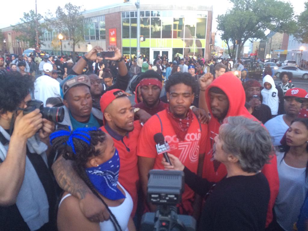 Bloods and Crips being interviewed by @geraldorivera for Fox News in W  Baltimore. Sure, why not. #FreddieGray, image size:1024x768