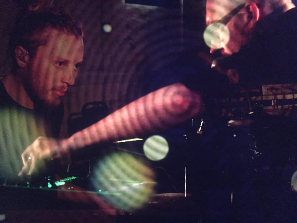 matthsmatths's tweet photo. Screen grabs from a live music video I'm editing right now. #bitbin #electronicmusic #bokeh #ambient http://t.co/Ko4rkUjC7D