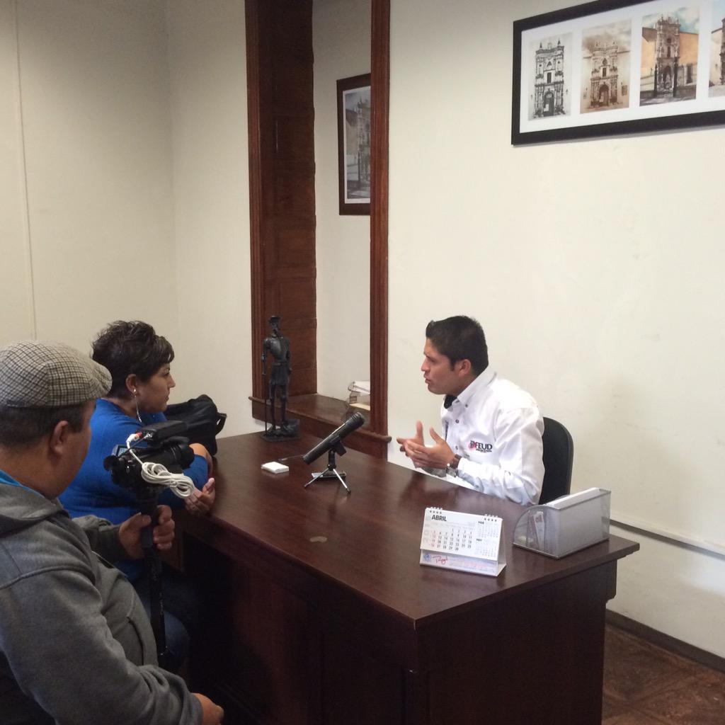 FEUD14_17's tweet photo. Gracias por esta cálida entrevista @BrendaMaurerGGL @OraleQChiquito @rodolfo_alonsov http://t.co/8llAUWrM28