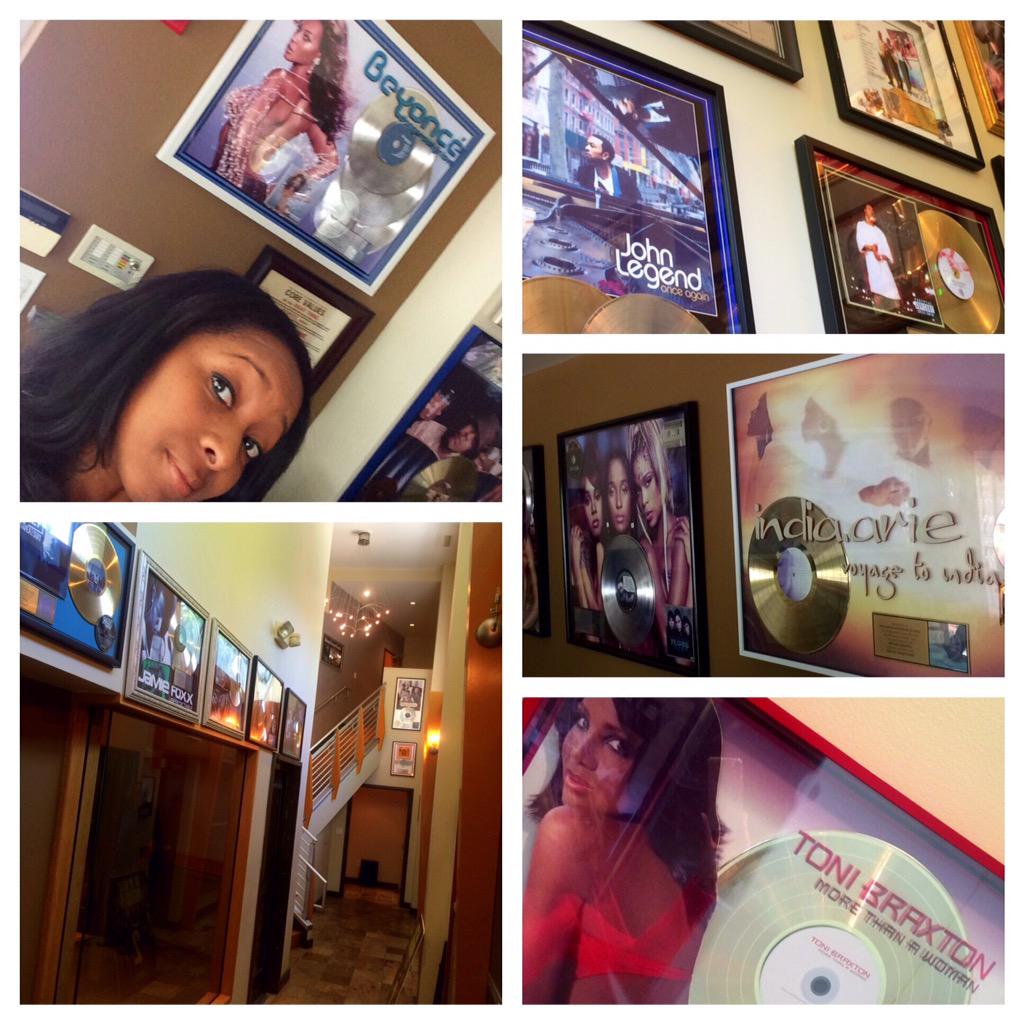 iamKimFord's tweet image. Press lunch Q &amp;amp; A w/ the cast of #PitchPerfert2 at @patchwerkstudio. #patchwerkstudios #UniversalPictures