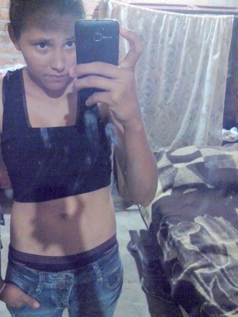 FranetRamirez's tweet image. Prefiero que mi vicio  sea láser  ejercicio que  una 💉 en mis venas