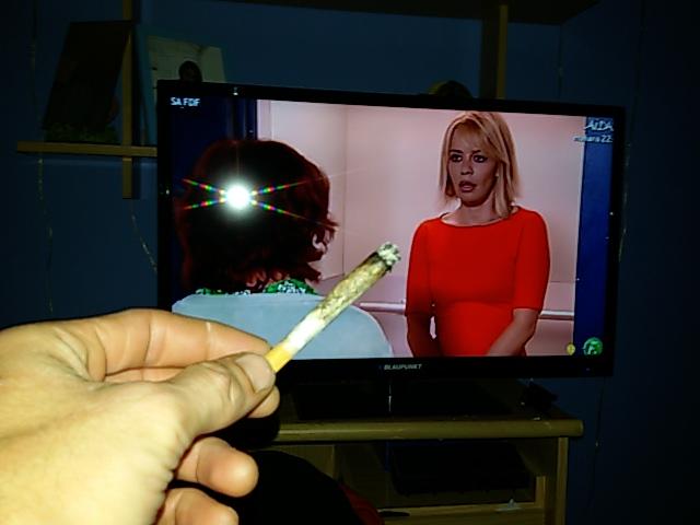 el_tirandela's tweet photo. "@Gambiniko: LQSA un petardillo y uno que se despide. 😩😴#pulmonOff #weednasnoches http://t.co/EVeldCY846"
Buen descanso brother