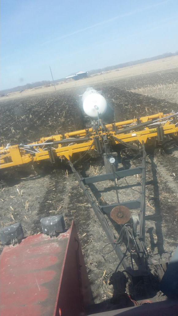 #plant15 Appling N for corn field