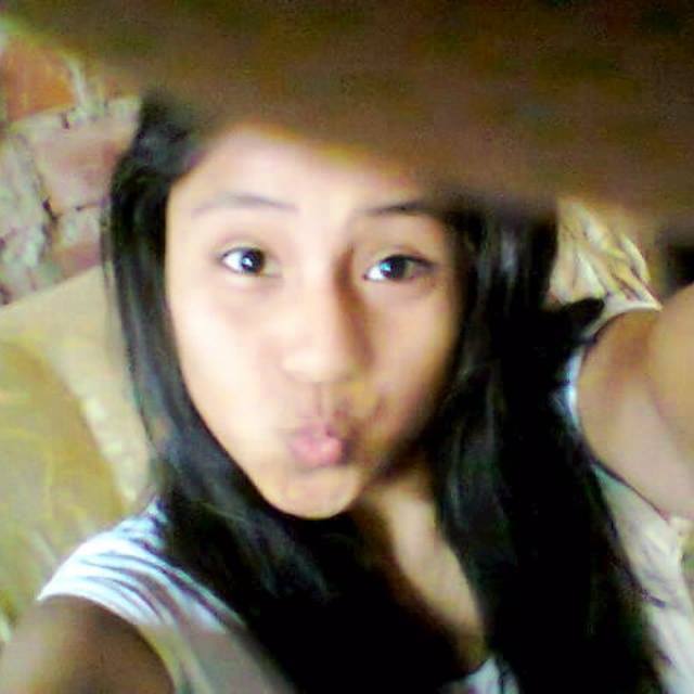 stephanisante's tweet photo. #hello #kizz #chinita *-* @nicolaracelyjim &amp; @AxellDiego http://t.co/7qmHNZBkWI
