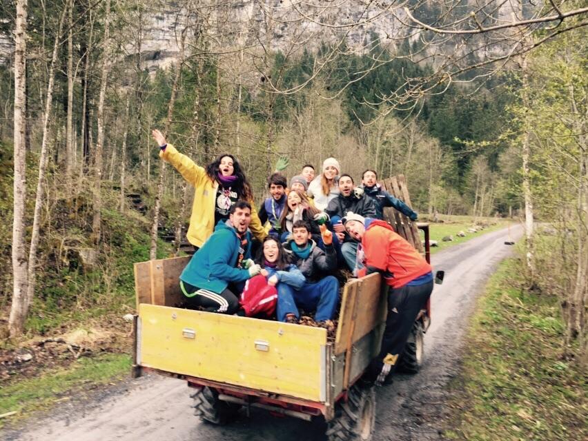 SWPKISC's tweet photo. Segundo día de trabajo de la #XVSWP en el campsite del @KISC http://t.co/dmXVqsjHrk