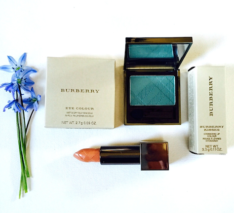 davelackie's tweet photo. It's the "We love Burberry Beauty" twitter contest at Hudson's Bay. Win this set! To enter, follow @davelackie &amp; RT http://t.co/FeZXvRUTy2