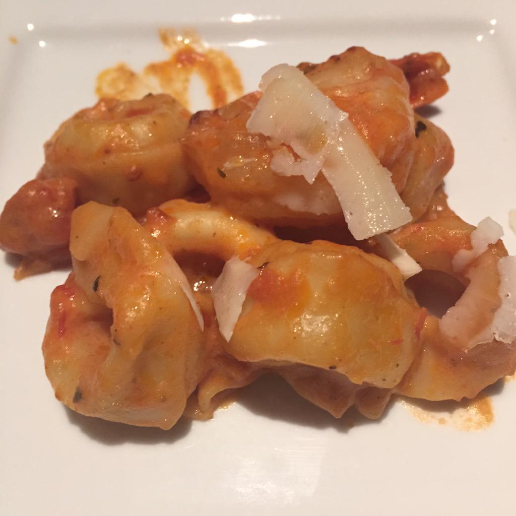 NationalLanding's tweet photo. #SparkTaste: sample delicious bites and #bourbon at #Bell20 until 7 pm tonight. @MHCrystalCity #crystalfoodie http://t.co/XJ0kpHgFWP