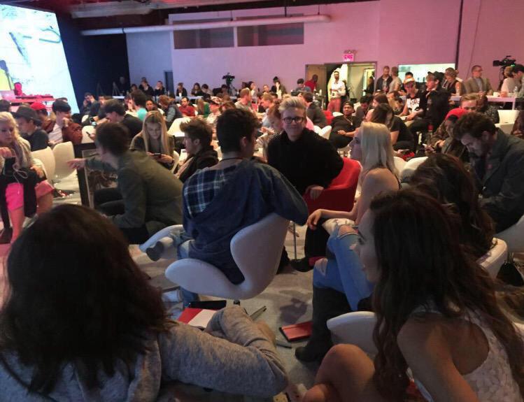 ohnoitspris's tweet photo. they're in a room full of youtuber friends and they still choose to talk to each other fucking friendship goals http://t.co/hZVXY6LrGK