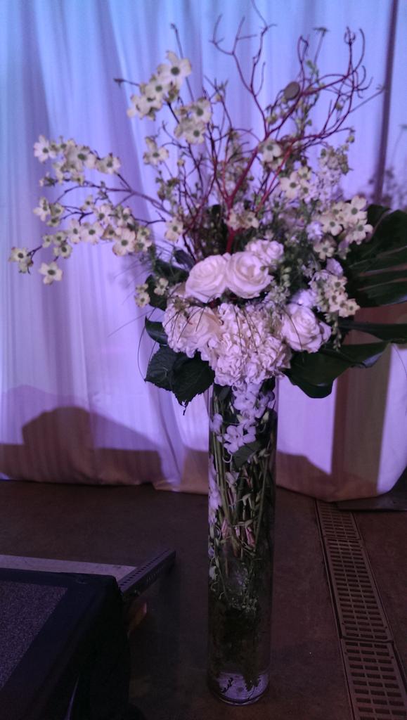 Fashion, floral magic, awesome benefit! #runwayforlife <a href="/SurviveCancerDC/">WeWillSurviveCancer</a> @GoMissUS <a href="/PageantLIVE/">PageantLIVE</a> @FusionofColor