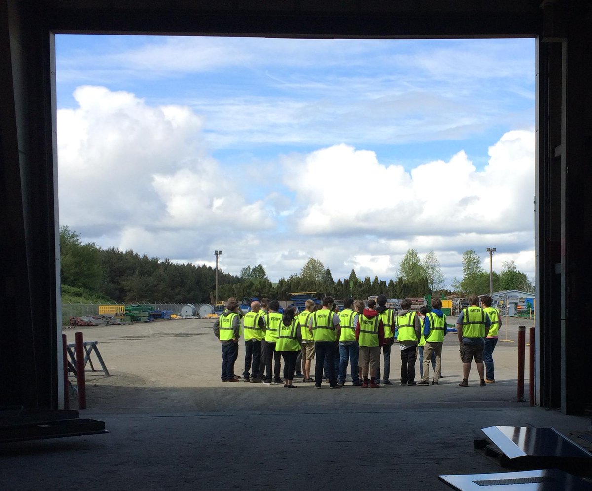 lesd_cte's tweet photo. Willamette High School students connecting with the future of manufacturing at Bulk Handling Systems in Eugene, OR! http://t.co/sEcKk8fYqC