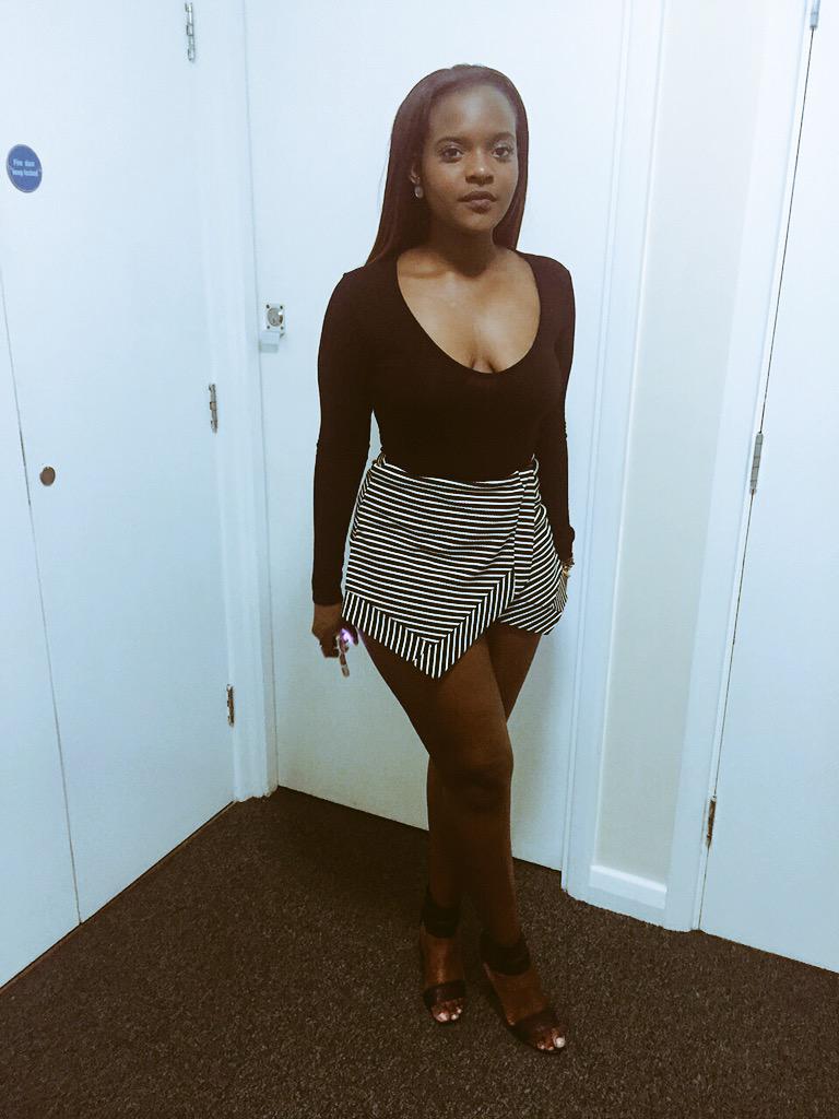 lucyydeuce's tweet photo. #AssMovement #slayingthesehoes #withadamnstraightface #imfeelingmyself #canttalktome http://t.co/0H6mSdsT4U