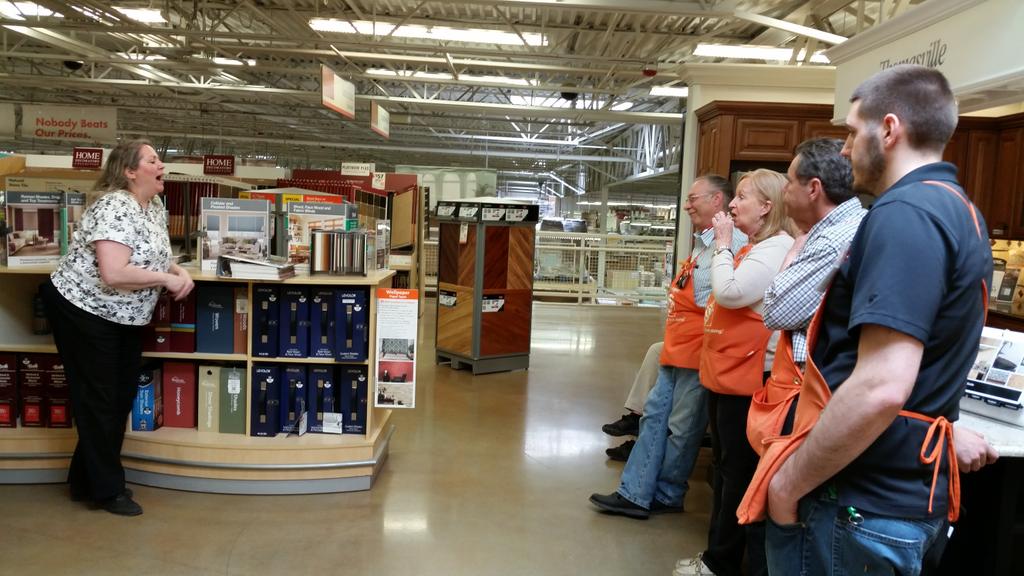 Bali supporting Bellport! Thank you Sandy for your PK! <a href="/GilbertOrtiz17/">Gilbert Ortiz</a>  <a href="/BellportHD8958/">BellportHomeDepot</a>  <a href="/SAnziano/">Stephen Anziano</a>