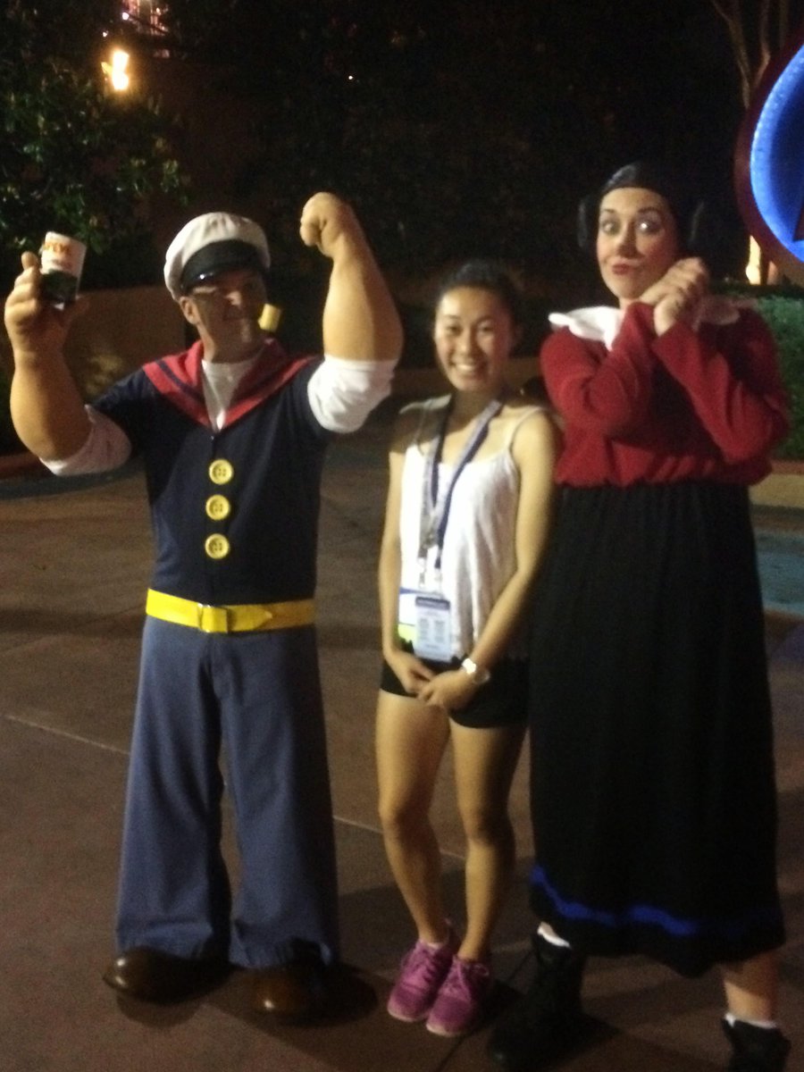 whshuskydeca's tweet photo. True Celebrity sightings at the #DECAICDC #UniversalIOA party! http://t.co/Zdq18TEWoq