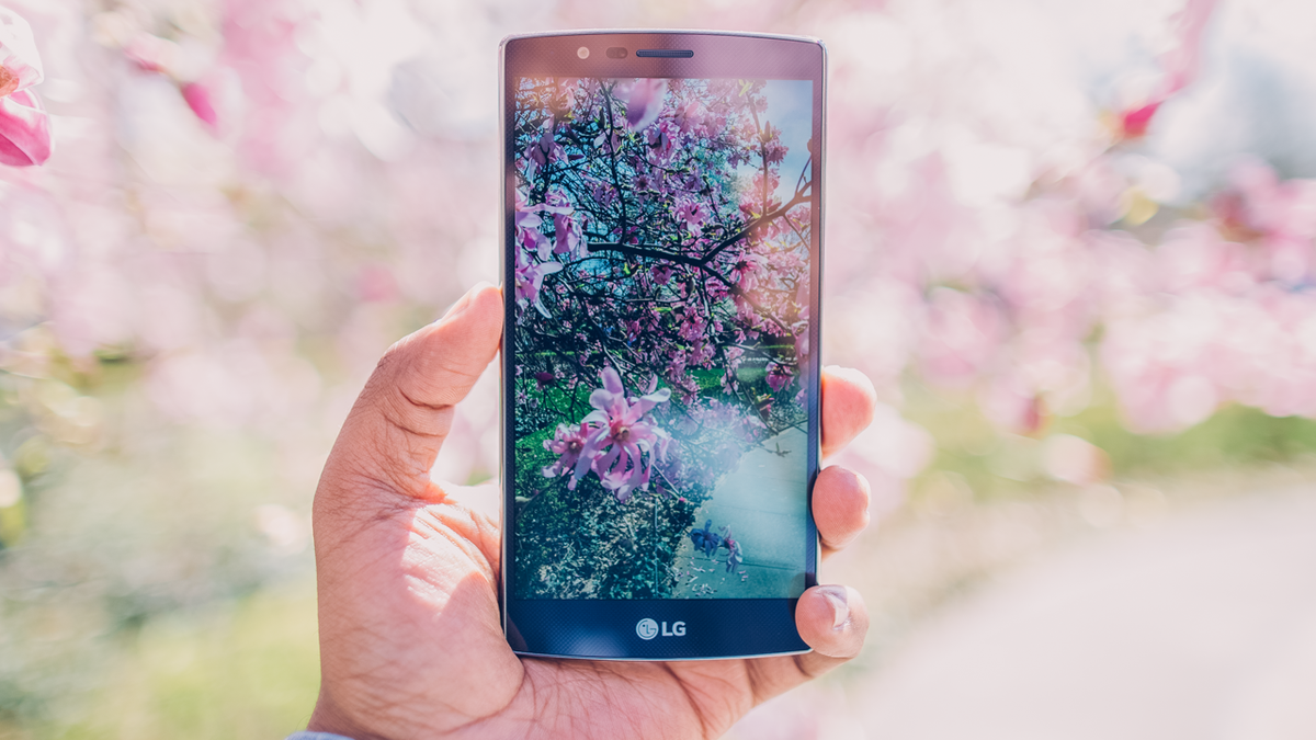 LGUSAMobile's tweet photo. Looks like @Wired was impressed by the #LGG4, no ifs, ands or 'buuuts'... http://t.co/0I6ZqMOAU9 http://t.co/0yIHkA2aRW