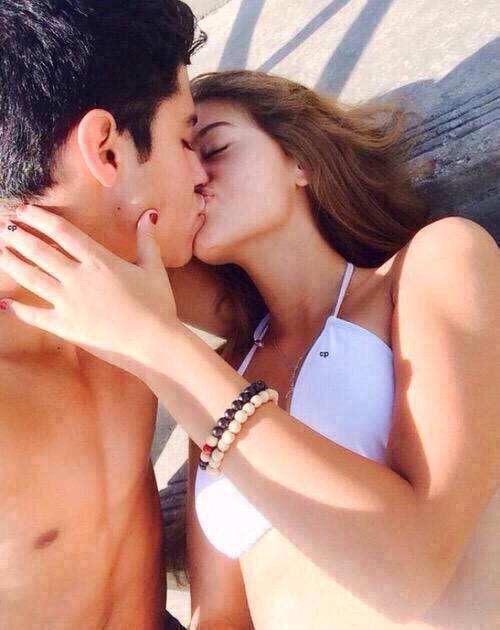 SickViews's tweet photo. Summer time 🌞 http://t.co/wrTRP8AjSS