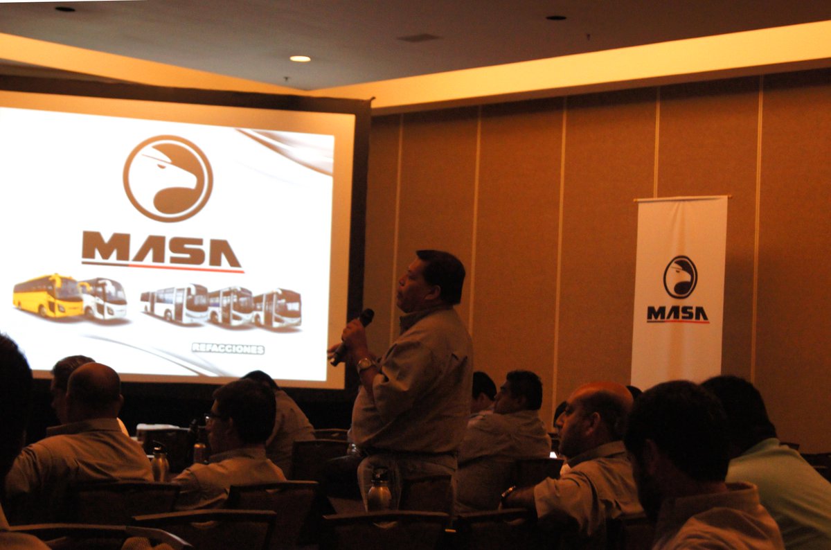 MasaBusOficial's tweet photo. Red de distribuidores MASA en capacitación @MasaBusOficial #invencible http://t.co/nhRGYjJHt8
