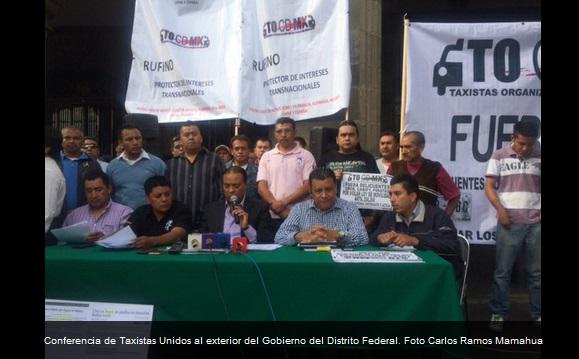 lajornadaonline's tweet photo. #Taxistas exigen a GDF detener operación de empresas @Uber y @Cabify_Mexico -> http://t.co/crP3A1MjeV http://t.co/HwCHGkRJmg