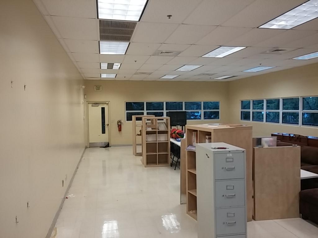 ImmanuelPC's tweet image. Time to start the youth room!