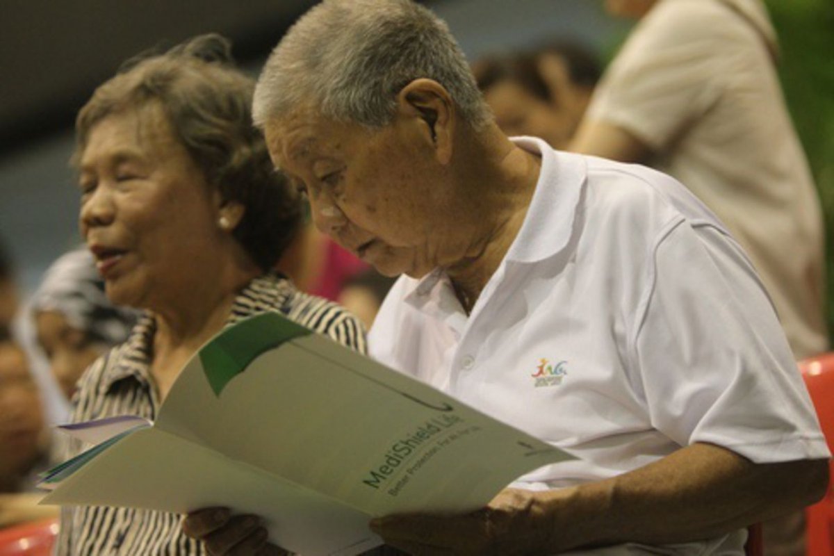 TODAYonline's tweet photo. ICYMI: 1.2m households to receive letters to determine #MediShield Life subsidies eligibility http://t.co/A3kkhSEdYm http://t.co/9gdDTEoWiV