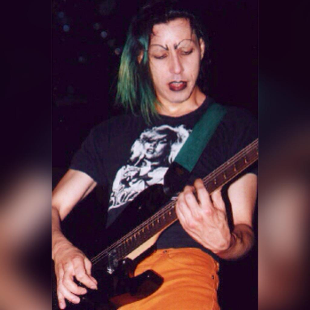 As well as a happy birthday to the original Marilyn Manson guitarist Daisy Berkowitz! 