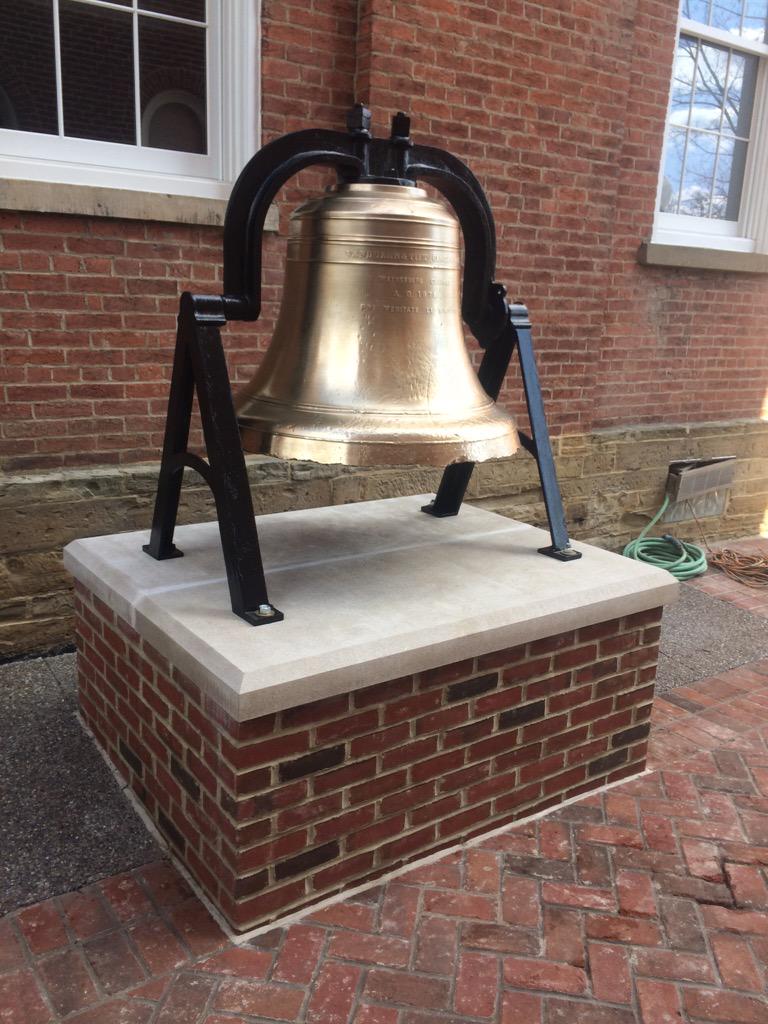 jdains161's tweet photo. I never realized something so simple could take on a meaning so strong. #classof2015 http://t.co/eBJVaQys4h