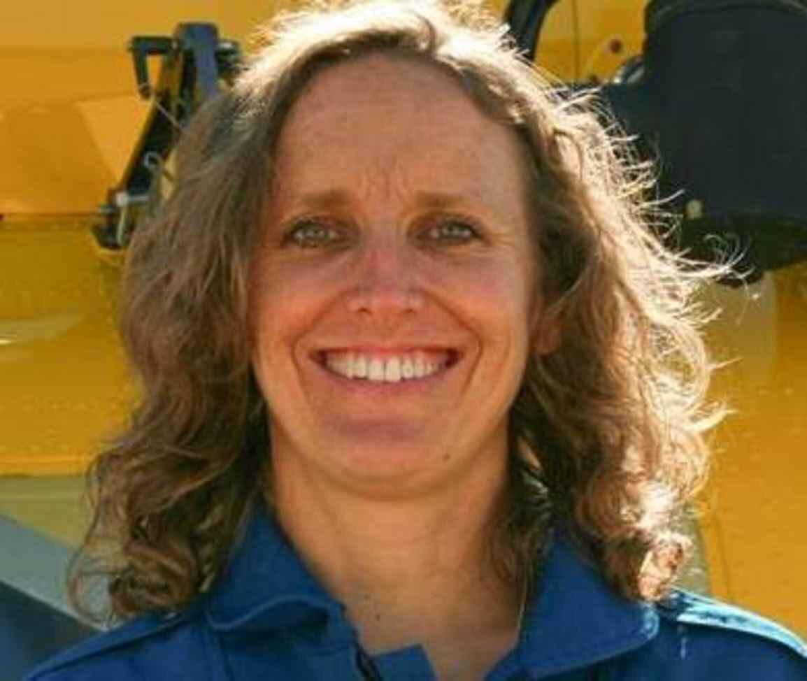 WB01583's tweet photo. Nurse killed in fall from helicopter while trying to rescue Texas hiker: Videos  http://t.co/6Rumms5CQD http://t.co/Yn8mRo87QI