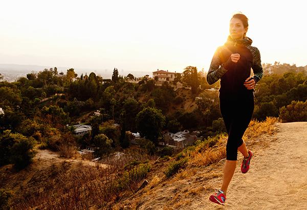 SELFmagazine's tweet photo. Why "psyching teams" are the next big thing in running http://t.co/AZVv087rUn http://t.co/c39k7HD0oX