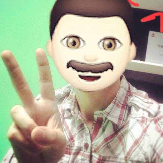 SmoshIan's tweet image. If you aren't following my makeover tips on snapchat, you're missing out! Add me: ianhecoxsnaps