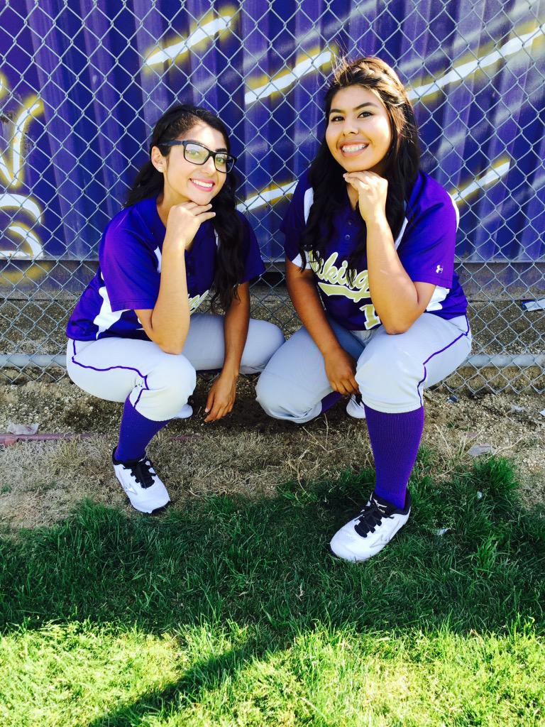 _samanthaa02's tweet photo. Firme 😎💰 http://t.co/ZAFqZNaHHa