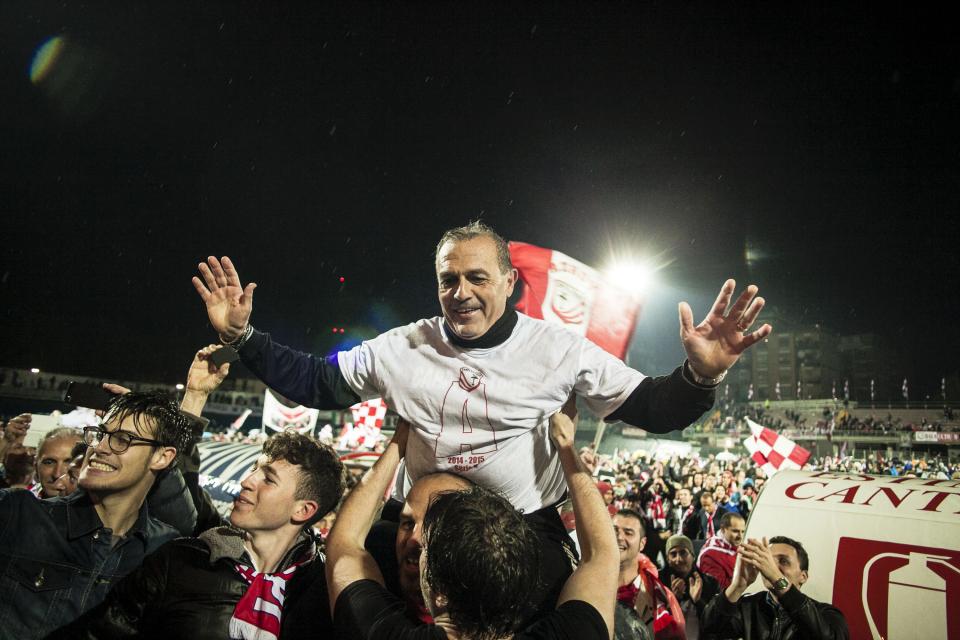 FOTO Mister Castori - Festa a Carpi, prima volta in Serie A