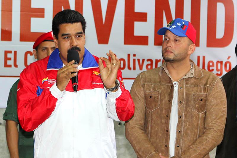 SoyVnezolano's tweet photo. ¡HASTA AQUÍ LLEGÓ! Maduro “liberó” al “Potro” Alvárez de su cargo como Ministro de Deportes http://t.co/cu9y9nZIxp http://t.co/LOOkwh6sqX